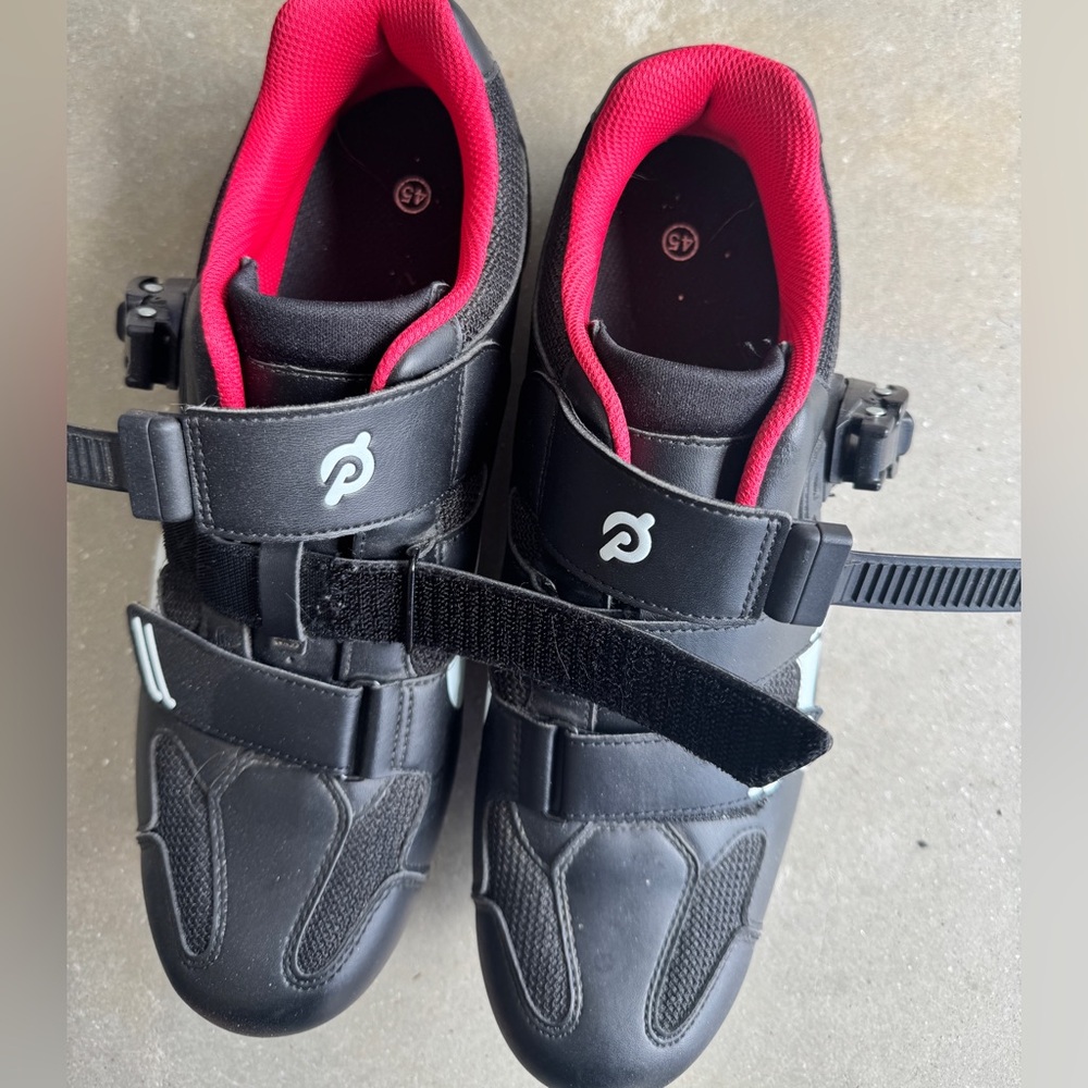 Peloton shoes size 11/45